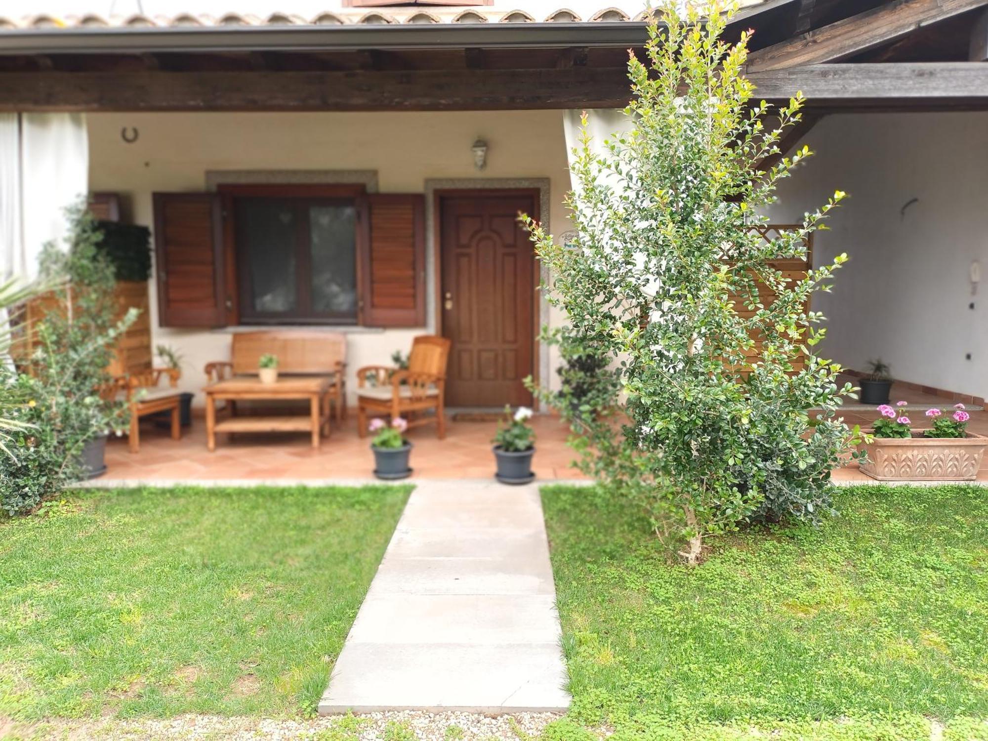 La Casa Del Cuore Pula Exterior foto